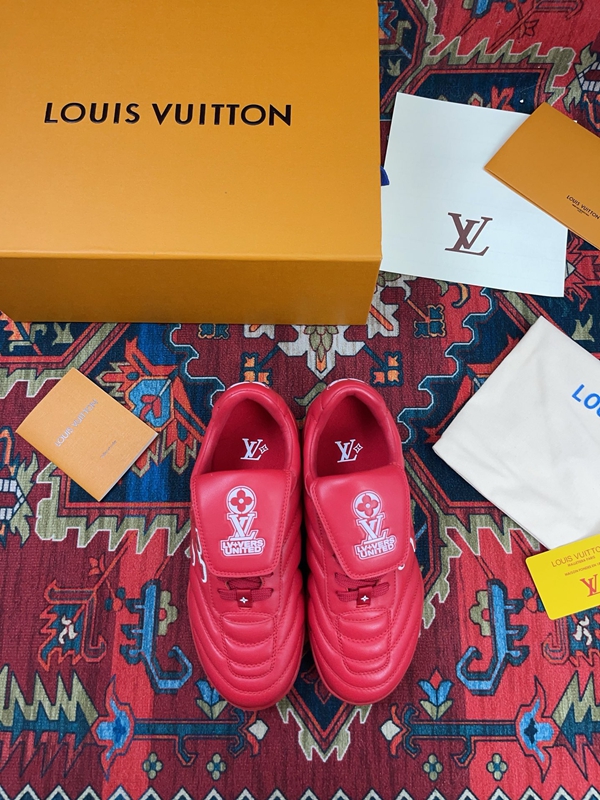 ルイヴィトン靴正面デザイン